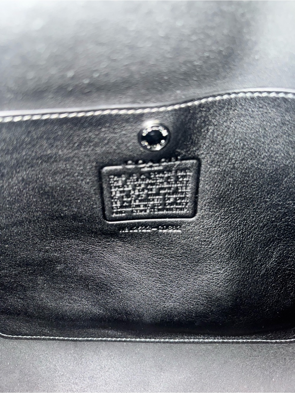 Coach Mott Messenger Bag 38 - Picture 3 of 5